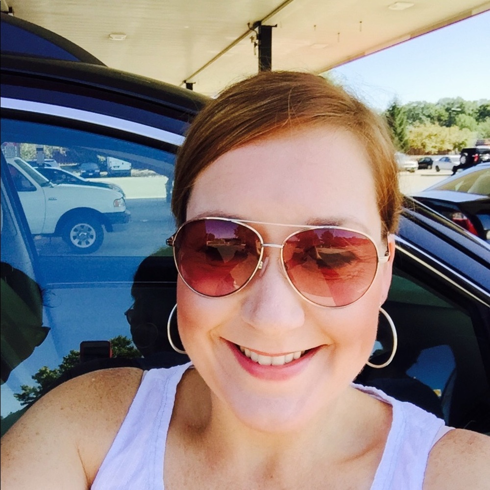 Meet your Posher, Jen
